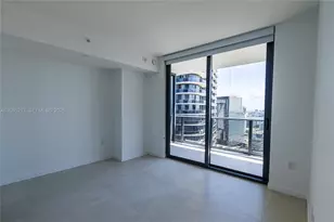 45 SW 9th St, Miami, FL 33130 - Photo 11