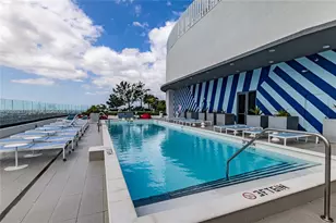 45 SW 9th St, Miami, FL 33130 - Photo 21