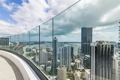 45 SW 9th St #3302, Miami, FL 33130 - Photo 25