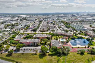 5102 NW 79th Ave, Doral, FL 33166 - Photo 23