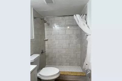 1928 Jefferson St #4, Hollywood, FL 33020 - Photo 15