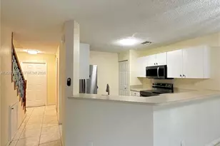 8655 N Southgate Shores Cir, Tamarac, FL 33321 - Photo 3