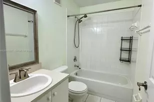 8655 N Southgate Shores Cir, Tamarac, FL 33321 - Photo 11