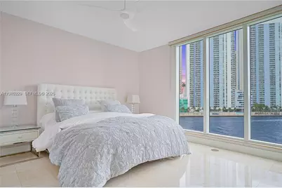 901 Brickell Key Blvd #608, Miami, FL 33131 - Photo 11