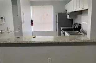 8033 SW 21st Ct, Miramar, FL 33025 - Photo 9