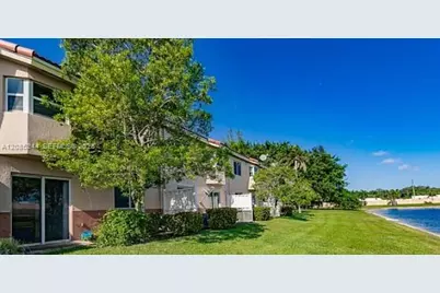 3490 Briar Bay Blvd #104, West Palm Beach, FL 33411 - Photo 7