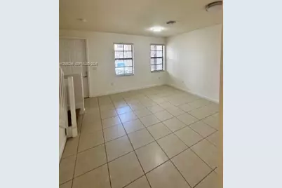 3210 SE 6th St, Homestead, FL 33033 - Photo 7