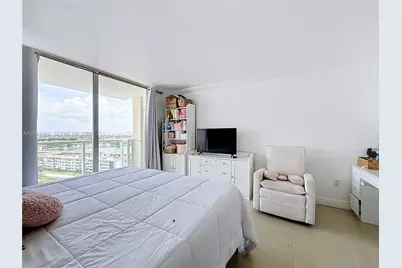 1351 NE Miami Gardens Dr #1414E, Miami, FL 33179 - Photo 11
