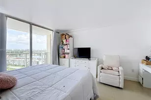 1351 NE Miami Gardens Dr, Miami, FL 33179 - Photo 11