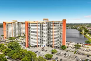 1351 NE Miami Gardens Dr, Miami, FL 33179 - Photo 1