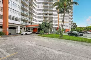 1351 NE Miami Gardens Dr, Miami, FL 33179 - Photo 27