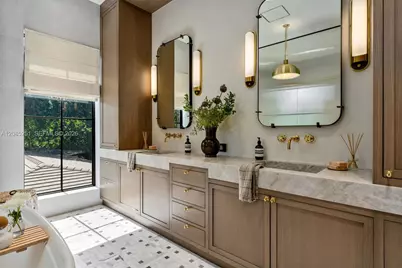 418 Castania Ave, Coral Gables, FL 33146 - Photo 25