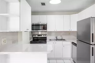 621 SW 93rd Ct, Miami, FL 33174 - Photo 5