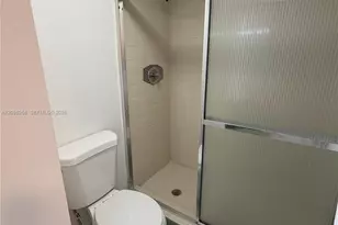 1712 NW 81st Way, Plantation, FL 33322 - Photo 17