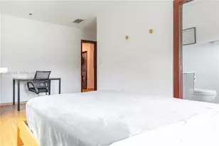 521 NE 68th St, Miami, FL 33138 - Photo 47