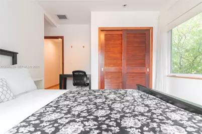 521 NE 68th St #1, Miami, FL 33138 - Photo 33