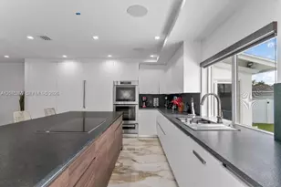 1950 NE 208th Terrace, Miami, FL 33179 - Photo 23