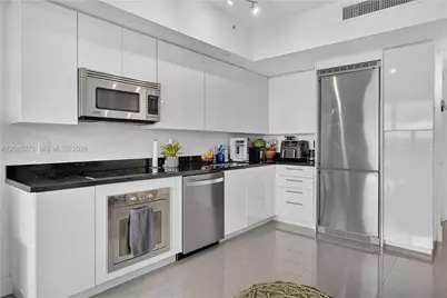92 SW 3rd St #4407, Miami, FL 33130 - Photo 11