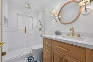 2221 NE 33rd Ave, Fort Lauderdale, FL 33305 - Photo 19