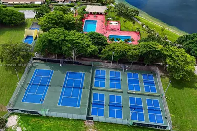 8808 SW 150th Place Cir, Miami, FL 33196 - Photo 43