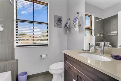 5104 NW 47th St, Tamarac, FL 33319 - Photo 25