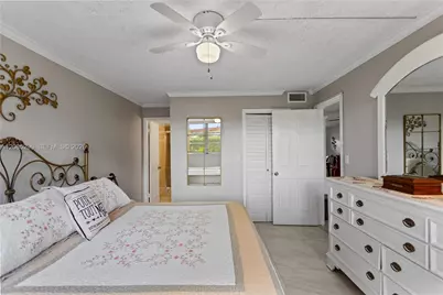 691 S Hollybrook Dr #26-105, Pembroke Pines, FL 33025 - Photo 15