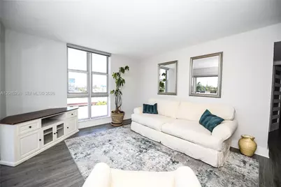 8305 Crespi Blvd #4D, Miami Beach, FL 33141 - Photo 3