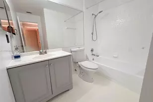 211 SW 95 Terrace, Pembroke Pines, FL 33025 - Photo 9