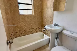 1319 Meridian Ave, Miami Beach, FL 33139 - Photo 7