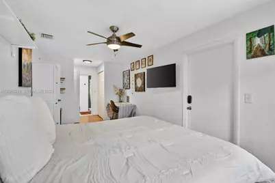 6238 Hayes St, Hollywood, FL 33024 - Photo 15