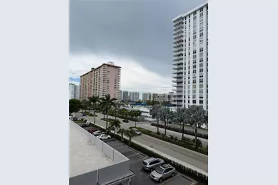 230 174th St #512, Sunny Isles Beach, FL 33160 - Photo 5