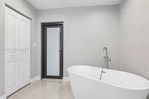 10451 SW 125th Ave, Miami, FL 33186 - Photo 29