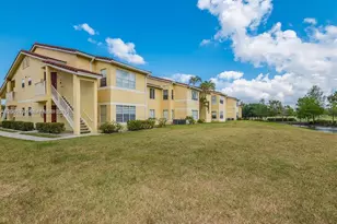 437 Vista Isles Dr, Sunrise, FL 33325 - Photo 1