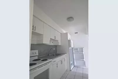 1610 Liberty St #5, Hollywood, FL 33020 - Photo 7