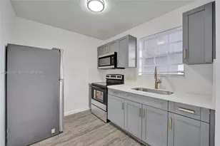 3751 NW 25th St, Lauderdale Lakes, FL 33311 - Photo 7