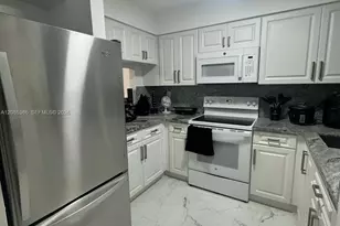 14951 SW 82nd Ln, Miami, FL 33193 - Photo 3