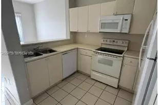 2826 SE 16th Pl, Homestead, FL 33035 - Photo 7