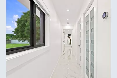 100 NW 120th Ave, Miami, FL 33182 - Photo 17