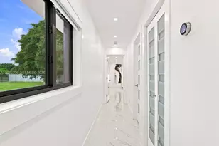 100 NW 120th Ave, Miami, FL 33182 - Photo 17