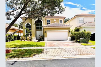 1261 NE 37th Pl, Homestead, FL 33033 - Photo 1