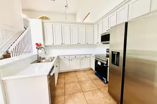 1261 NE 37th Pl, Homestead, FL 33033 - Photo 9