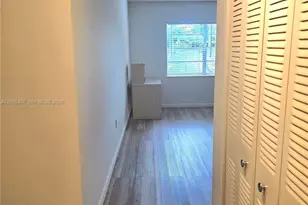 3000 E Sunrise Lakes Dr, Sunrise, FL 33322 - Photo 5