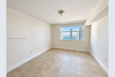31 SE 5th St #2808, Miami, FL 33131 - Photo 5