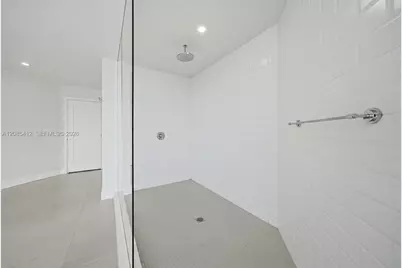 555 NE 34th St #PH4, Miami, FL 33137 - Photo 19