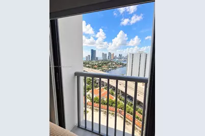 19355 Turnberry Way #24E, Aventura, FL 33180 - Photo 7