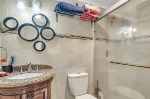 8001 Crespi Blvd, Miami Beach, FL 33141 - Photo 17