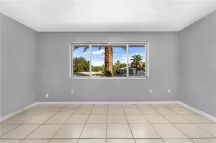 2040 NE 170th St, North Miami Beach, FL 33162 - Photo 11