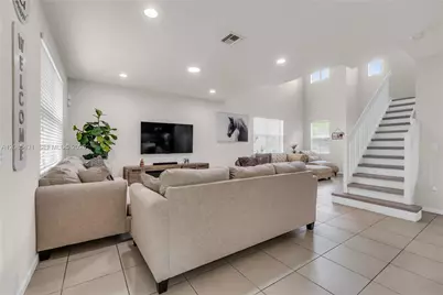 4707 Foxtail Palm Ct, Greenacres, FL 33463 - Photo 9