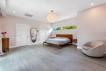 719 W 51st St, Miami Beach, FL 33140 - Photo 11