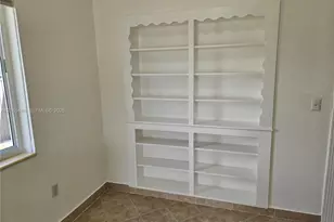 145 SW 60th Ct, Miami, FL 33144 - Photo 17